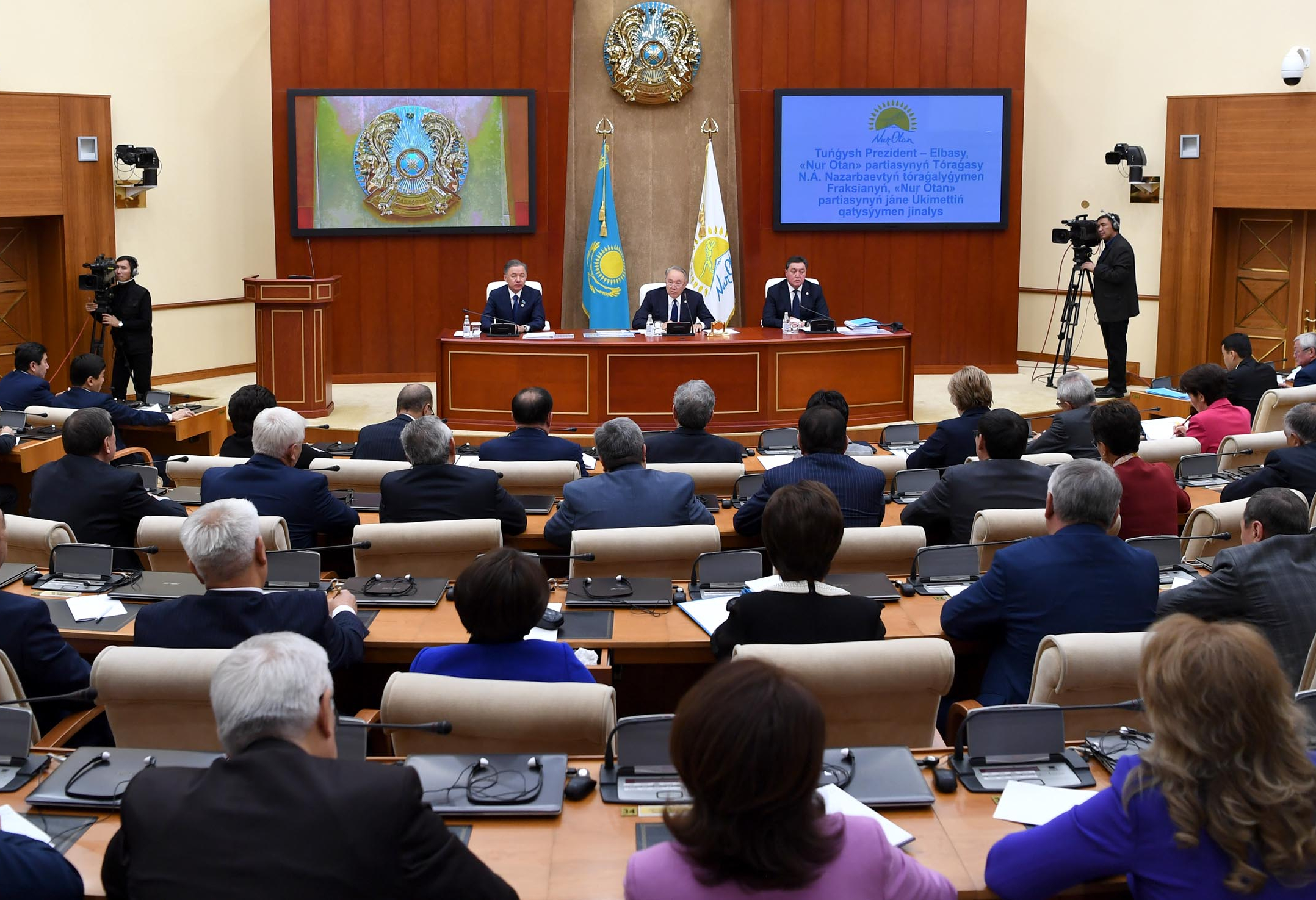 Н. Назарбаев: Уәделерімізді орындау үшін бар күш-жігерімізді жұмсауымыз қажет