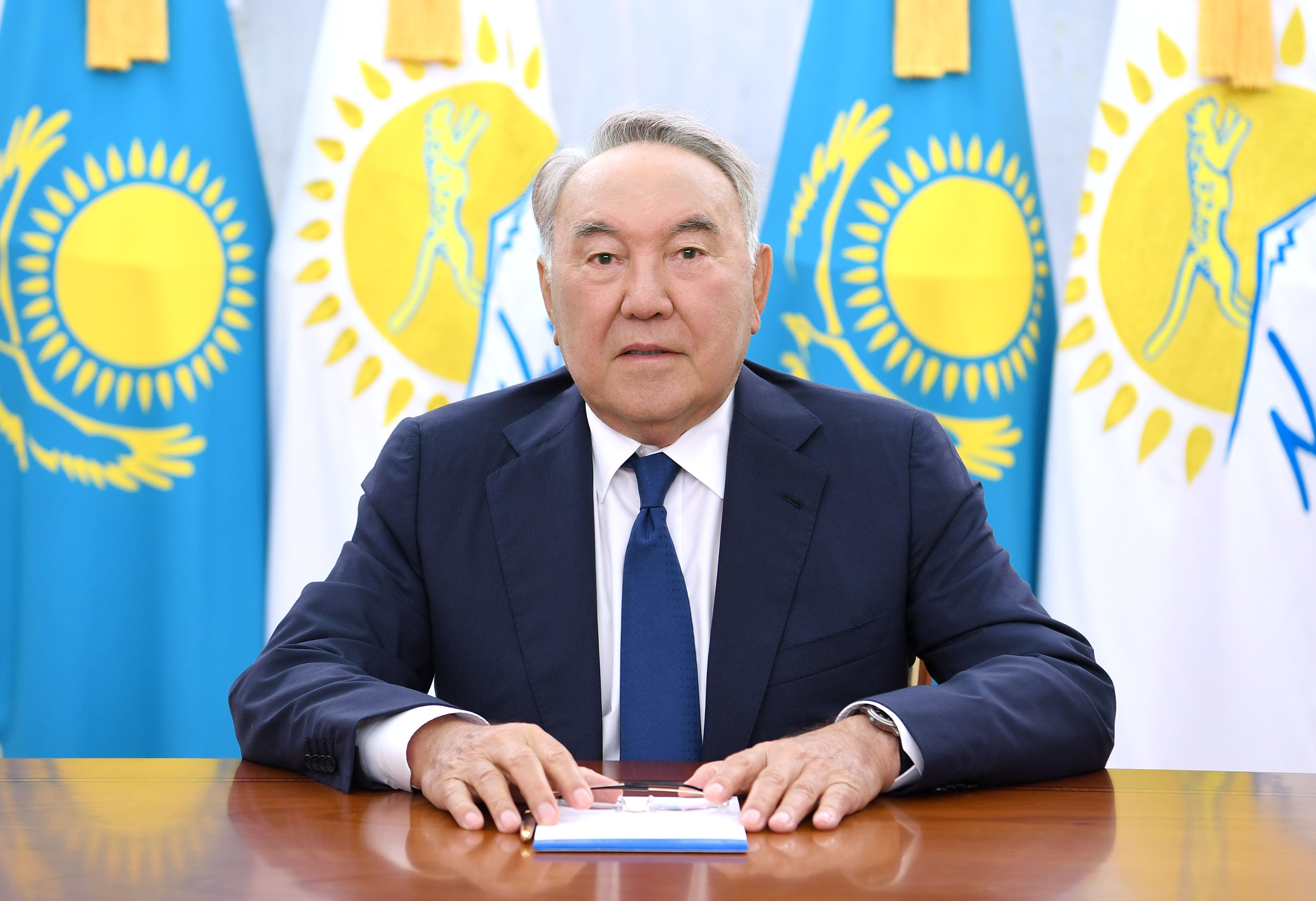 Н. Назарбаев: Біздің буын ауыртпалығы мол дағдарыс кезеңінде егемен мемлекет құрды